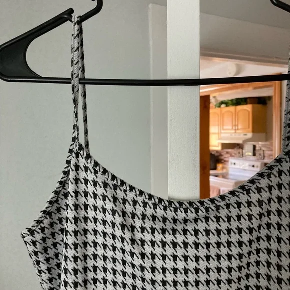 NWTS Ladies Dress - Picture 4 of 6